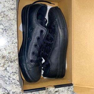 All black converse size 8